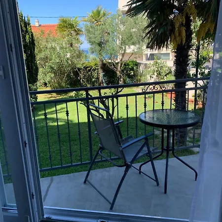 Apartament & Garden *