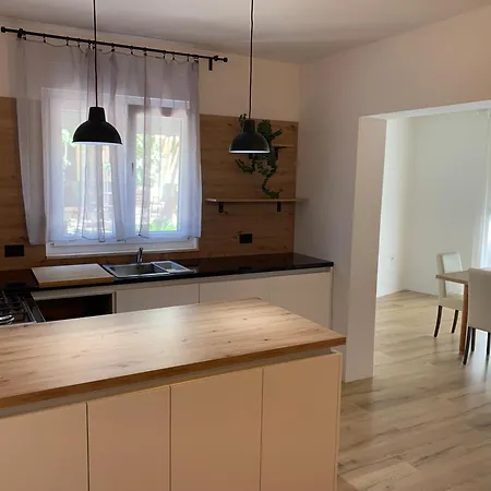 Apartment & Garden *